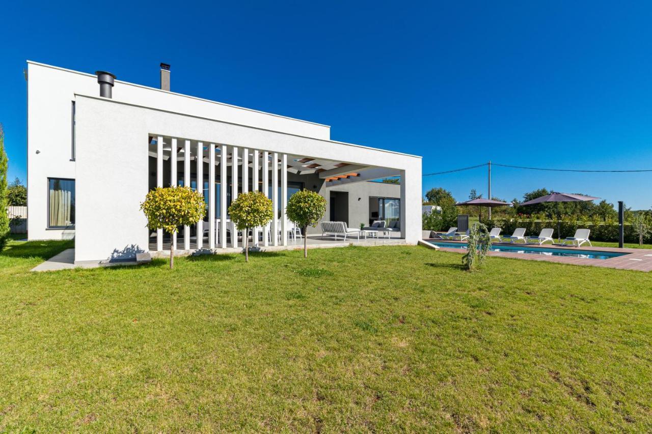 Villa Sabina Višnjan Esterno foto