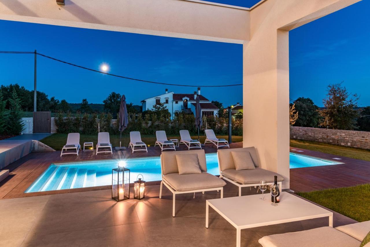 Villa Sabina Višnjan Esterno foto